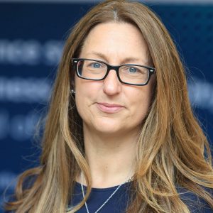 Dr Linda Biesty
